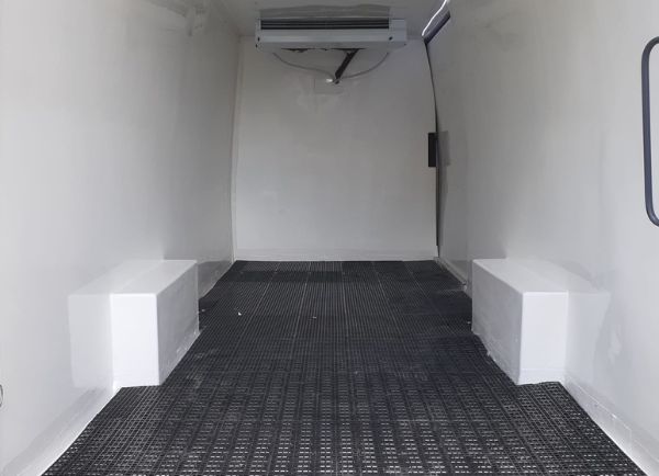 Suporte para Baús Frigoríficos - Isolaflex